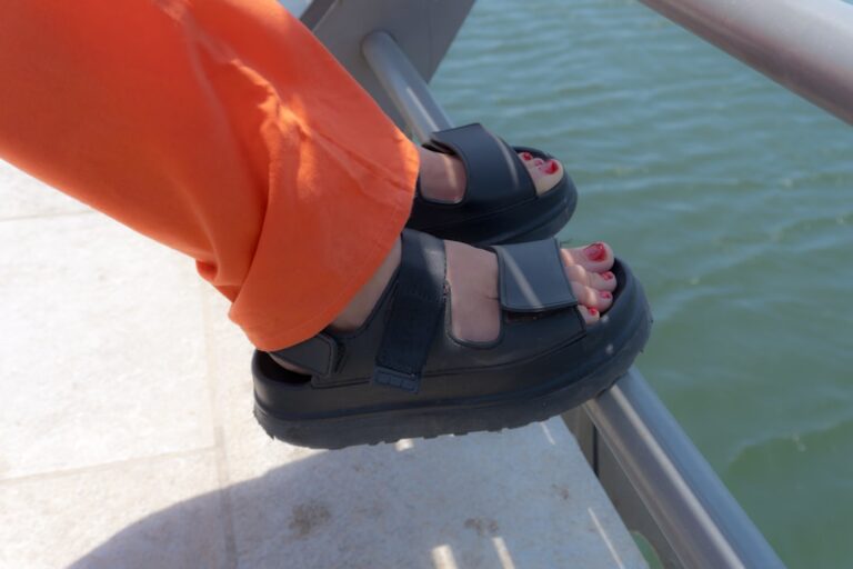 Elevate Your Summer Wardrobe with Trendy Sandals from Loneessence